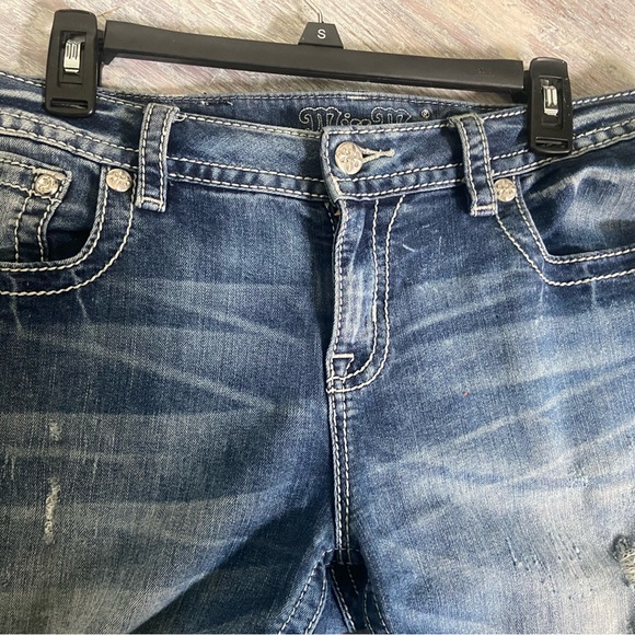 Like new Miss Me boot cut jeans - Picture 4 of 8